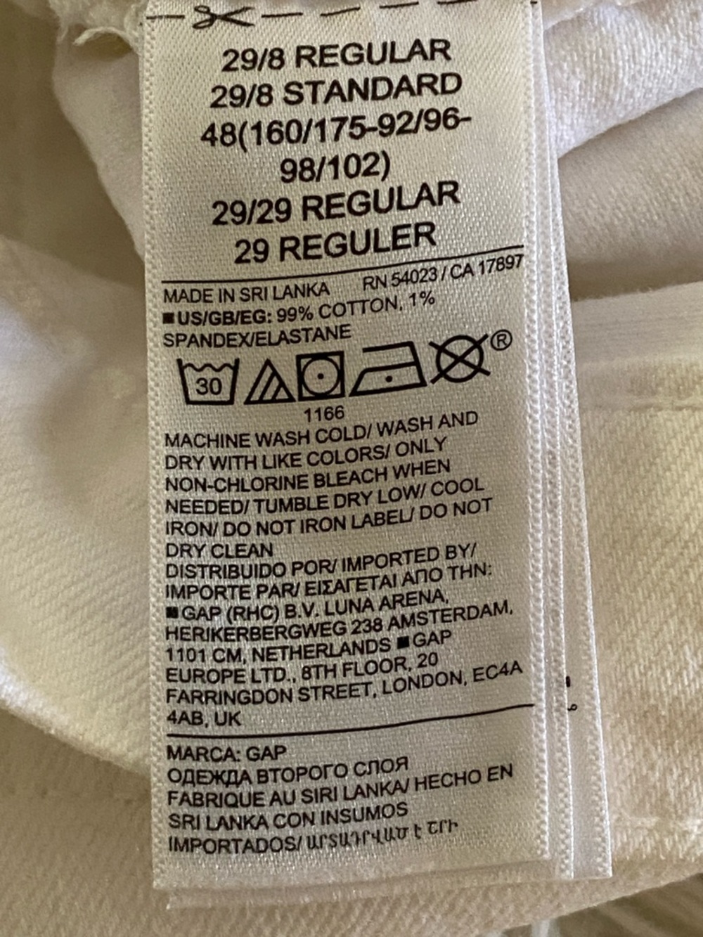 GAP White Girlfriend Shorts 29/8 Mid Rise Denim - Picture 5 of 9
